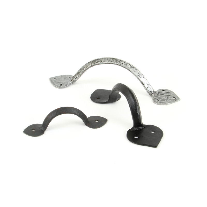 Gothic 7.1 cm centre Arch Handle, Beeswax