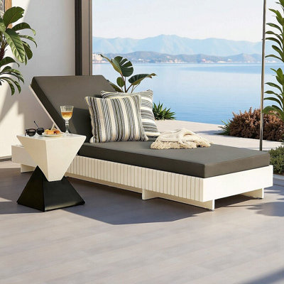 Chaise longue d'extérieur en bois d'acacia massif, chaise longue réglable à 6 positions avec coussin hydrofuge de 4 po d'épaisseur, capacité de poids de 400 lb, profil bas moderne pour le patio et la piscine
