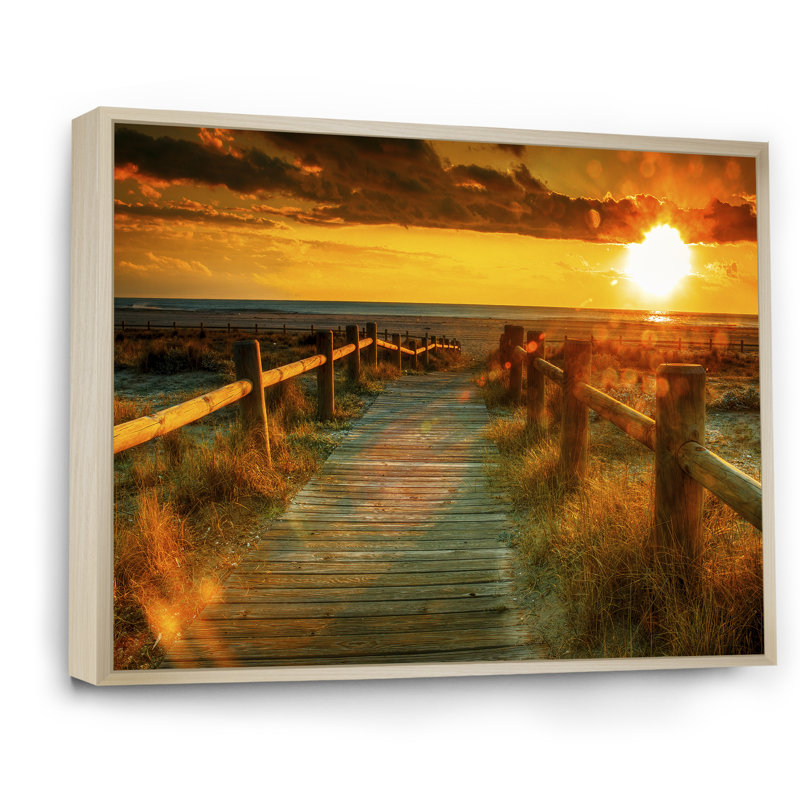 «Little Road to the Beach pendant le coucher du soleil», peinture sur toile, H 12 po x l 20 po, Toile avec cadre en érable