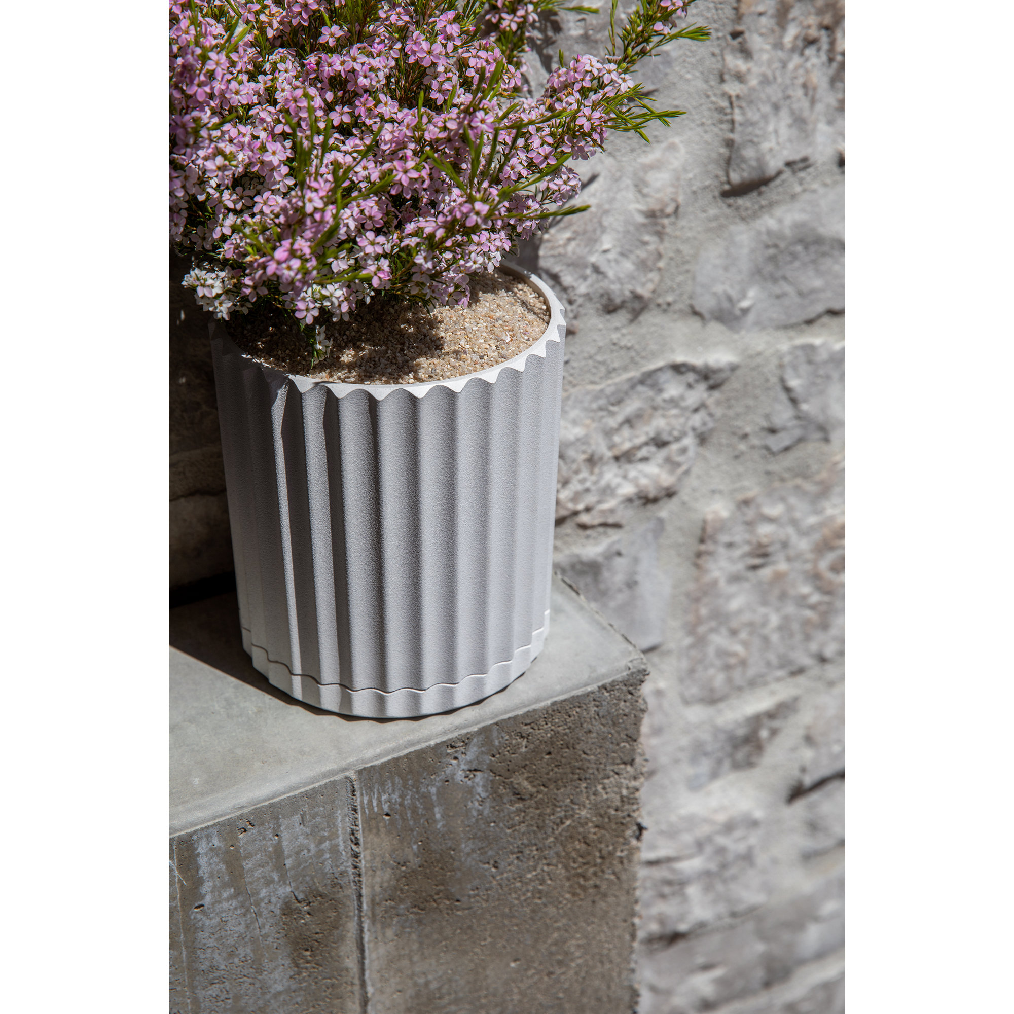 Veradek Demi Series 6" Planter, White, 2