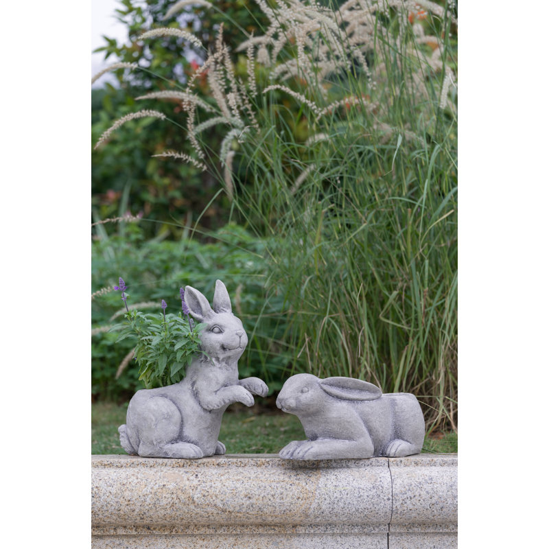 Platt Metal Statue Planter