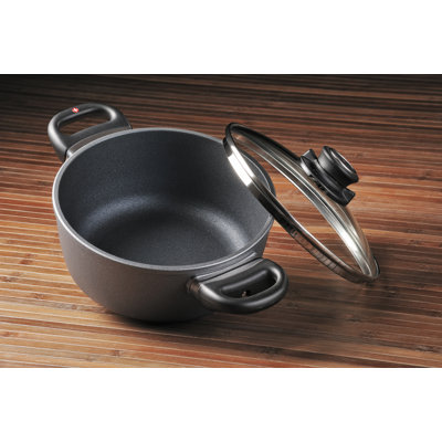 2.3 qt Round Aluminum Nonstick Casserole