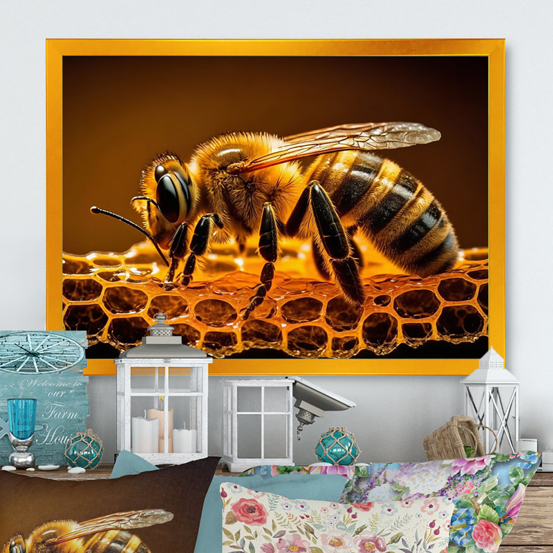 «Bee Flying II», reproduction d'art sur toile, H 12 po x l 20 po x P 1 po, Cadre d'angle fermé doré