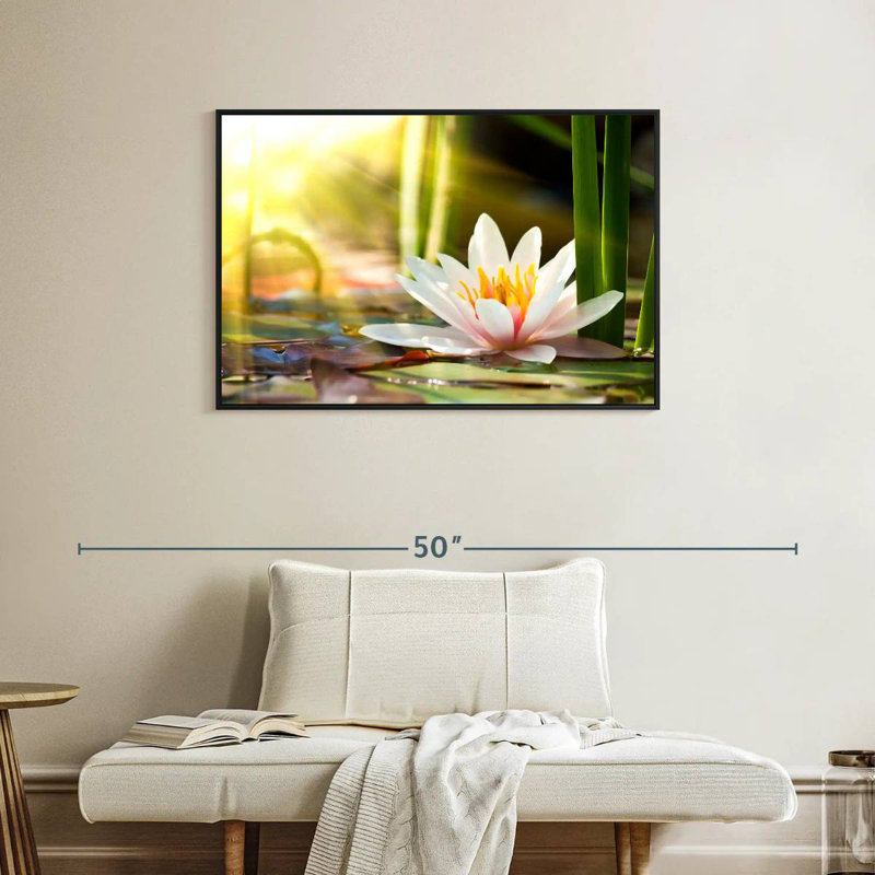 Nénuphar ensoleillé, Cadre flottant noir, 37 po x 25 po