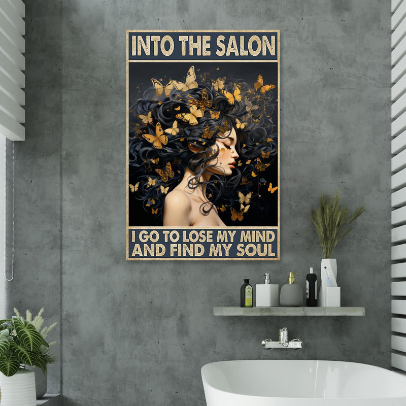 «Woman Into the Salon I Go», impression sur toile tendue, L 24 po x H 36 po