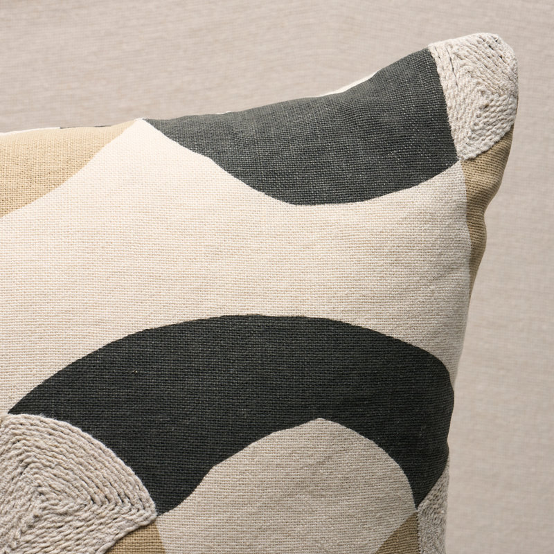 Coussin Conrad, H 22 po x l 22 po, Carré