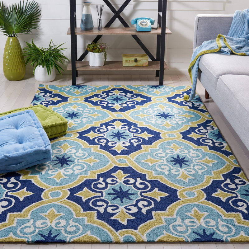 Daina Geoemtric Hand Hooked Blue/Beige Indoor / Outdoor Area Rug, Rectangle 3'6" x 5'6"