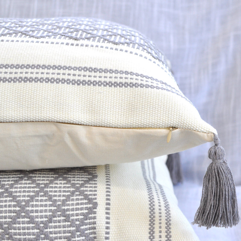 Woven Pillow Covers With Tassels, Geometric Pattern Pillowcases For Outdoor / Indoor (Set of 2), 20" x 20", Gray