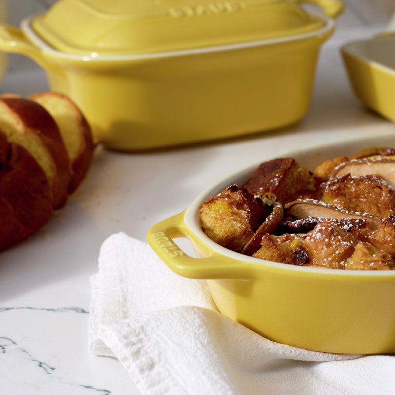 Staub Ceramic 4-Pc Baking Pans Set, Casserole Dish With Lid, Brownie Pan, Citron, Citron