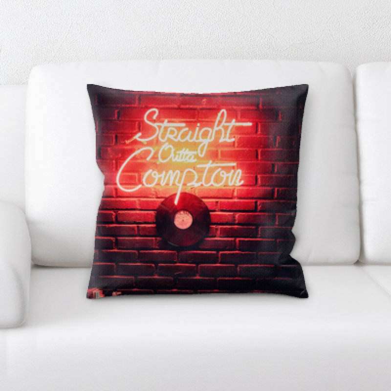 Coussin Straight Outta Compton