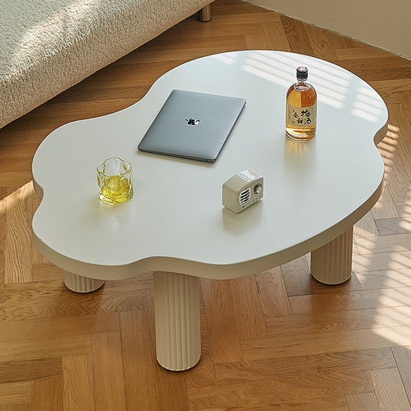 Table à thé en bois massif avec nuages crème, H 15,74 po x L 39,37 po x l 27,55 po