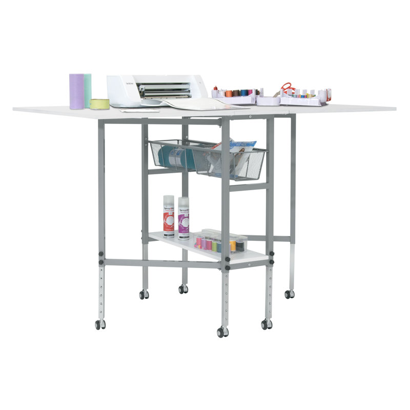Table de couture pliable avec roulettes
