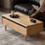 Table basse moderne et minimaliste en bois massif avec rangement