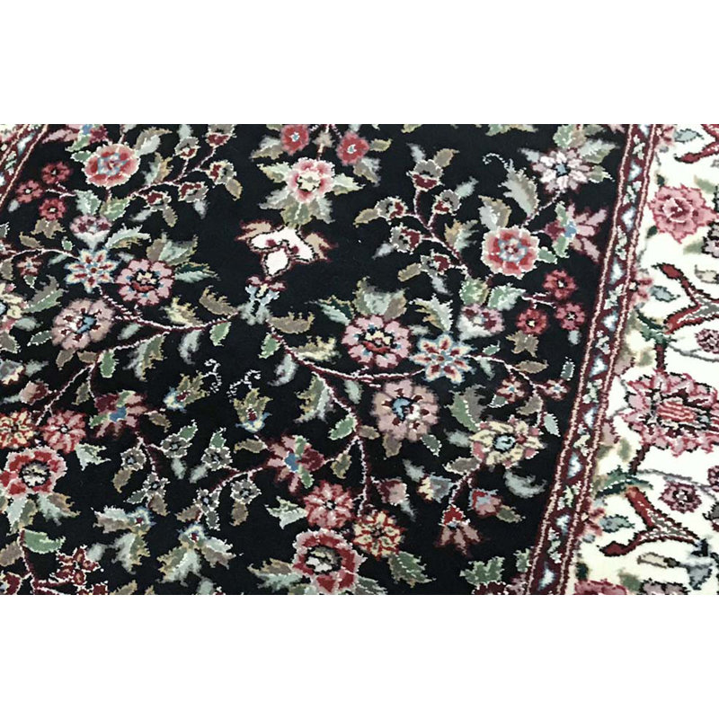 Tapis noir et ivoire de haute qualité noué à la main
