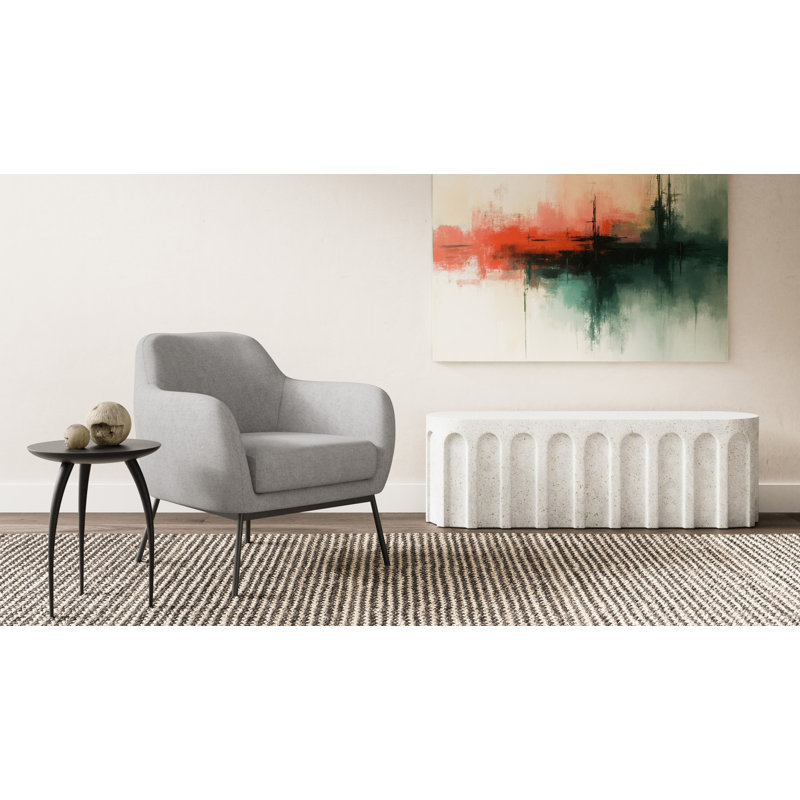 Vicky Bench, Ivory