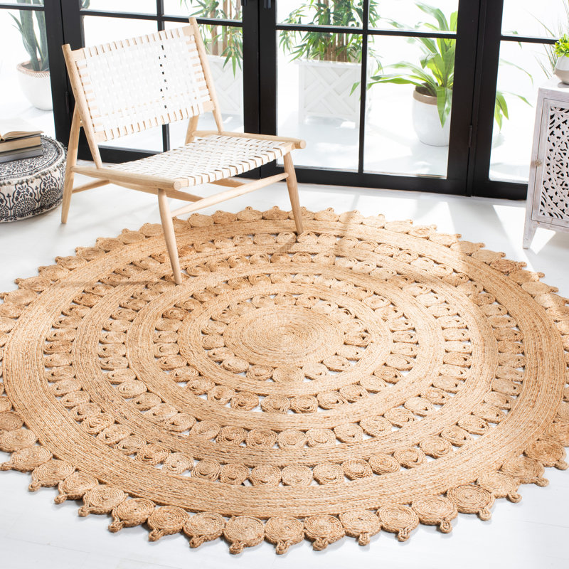 Lupe Geometric Handwoven Jute Tan Area Rug, Round 6'