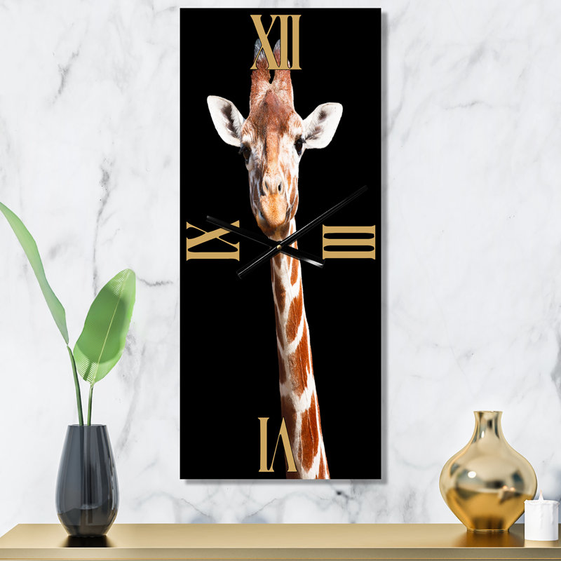 Gros plan sur une horloge murale V, Petit