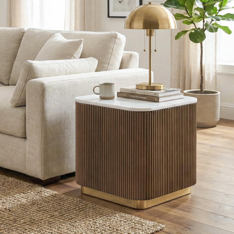 Table de bout carrée en marbre l 19,5 po avec base dorée Kirtin, Brun