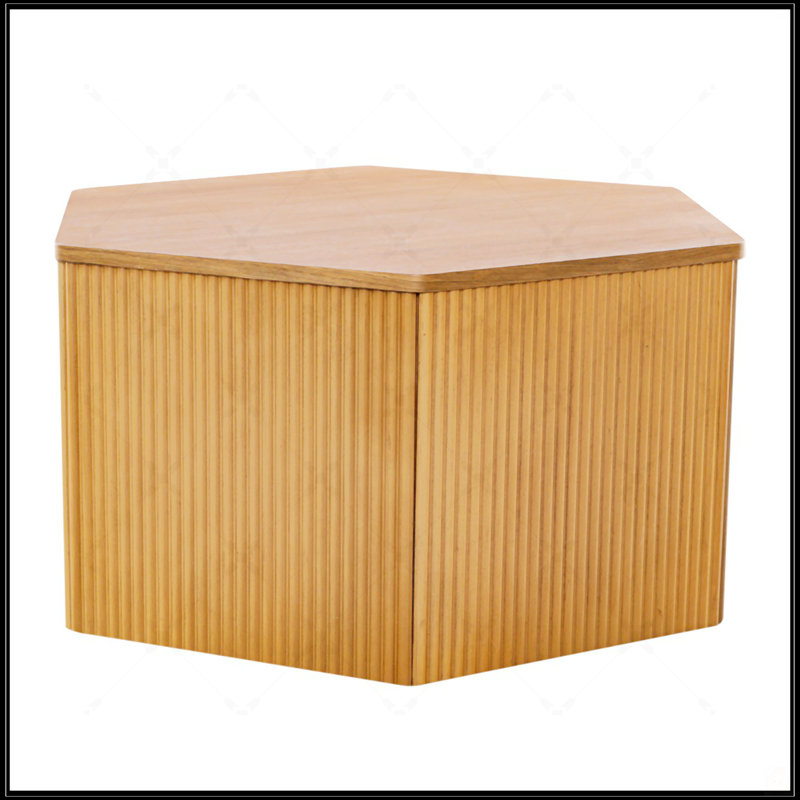 Table basse cannelée