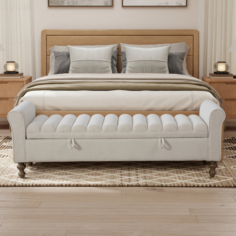 Banc de chambre moderne l 65,5 po avec accoudoirs roulés, Beige