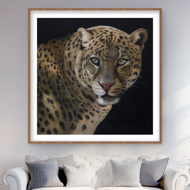 «Realistic Fierce Leopard - Feline Hyperrealist», reproduction encadrée