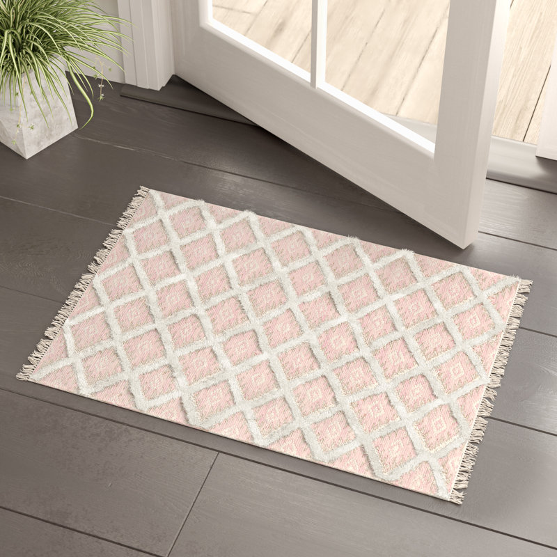 Wool Geometric Area Rug in Pink, Rectangle 3' x 5'