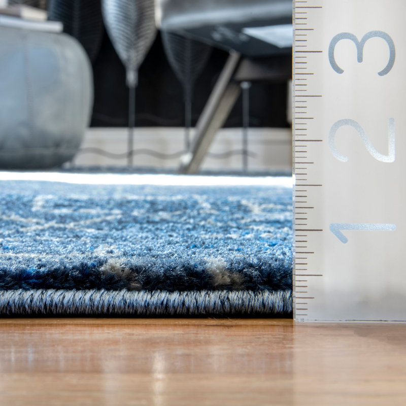 Everman Geometric Indoor Rug, Rectangle 6'7" x 9'
