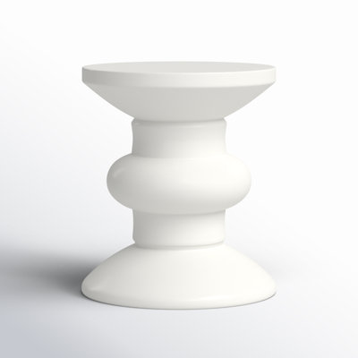 Dali 15.35'' Concrete Outdoor Side Table