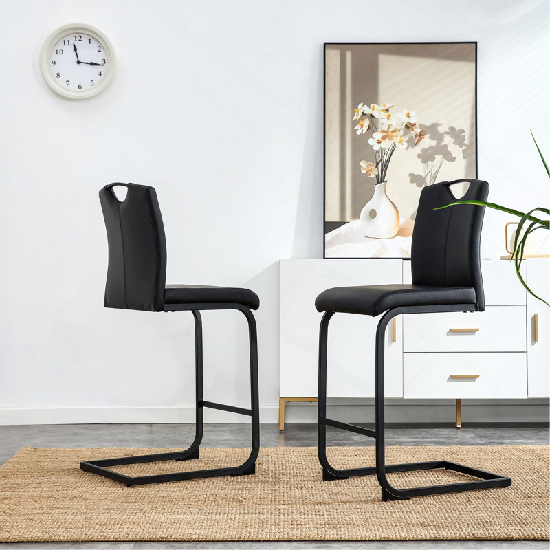 Ensemble de 2 chaises noires en polyuréthane