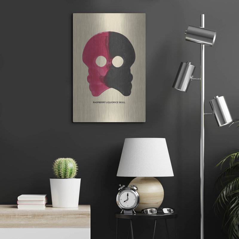 «Raspberry Liquorice Skull» par Andreas Magnusson, art mural en métal, H 24 po x l 16 po