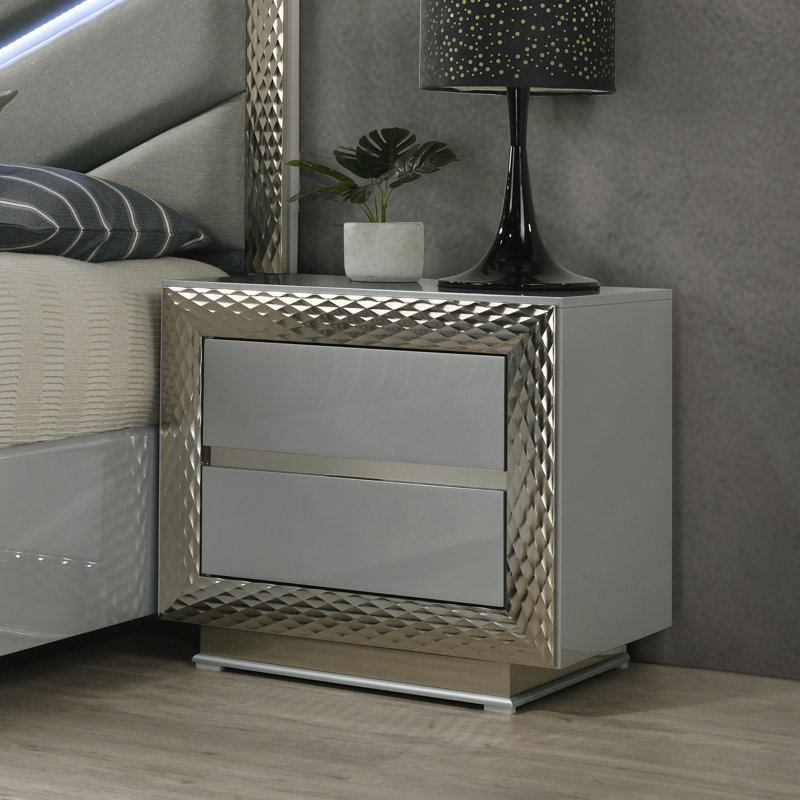Metropolitan 2-Drawer Nightstand