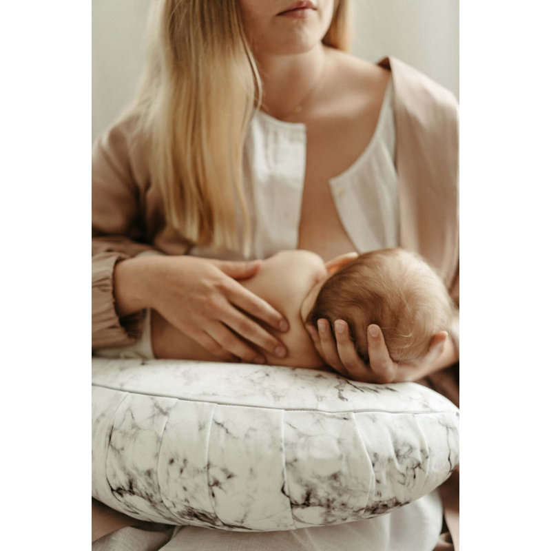 La Maman Polyester Firm, Carrara Marble
