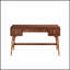 Élégant bureau d'écriture de style Mid-Century avec tiroirs de rangement, placage en noyer et quincaillerie en nickel pour une maison ou un bureau moderne