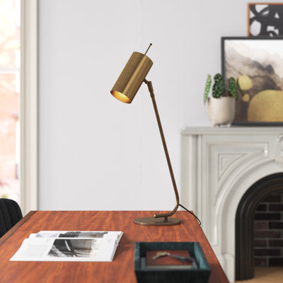 Vintage Copper Table Lamp, 21.7 in Height | Metal Body, E27 Socket (Max 40W) | 31.5 in Cable Length | Stylish Industrial Design for Home, Hotel, & Office Decor | IP20 Rated, Perfect for Modern & Scandinavian Interiors