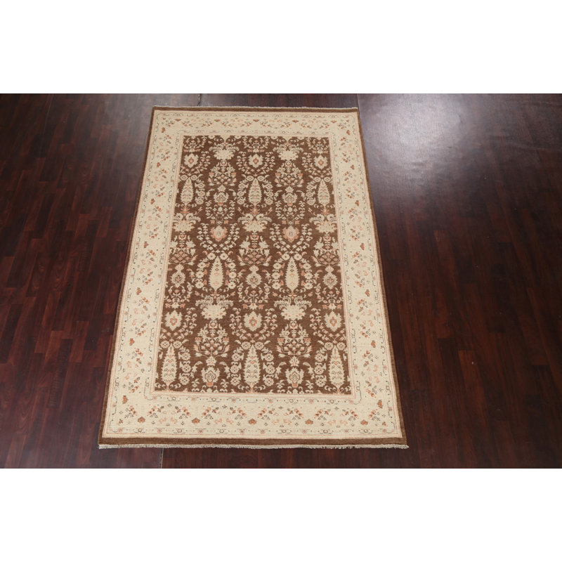 Tapis floral brun en laine Oushak Chobi noué à la main 6 x 9