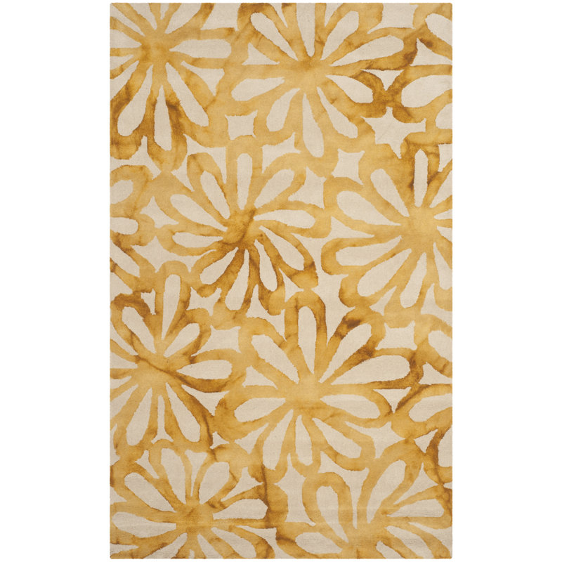 Narmada Hand Tufted Wool/Cotton Geometric Rug in Beige, Rectangle 5' x 8'