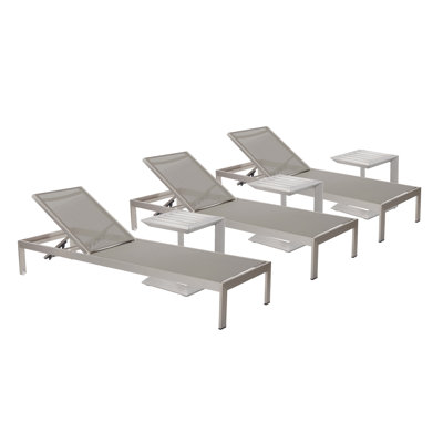 Ensemble de chaises longues d'extérieur 6 pièces Harleen - Trois chaises longues inclinables de 76 pouces avec trois tables d'appoint, structure en aluminium anodisé et filet à séchage rapide