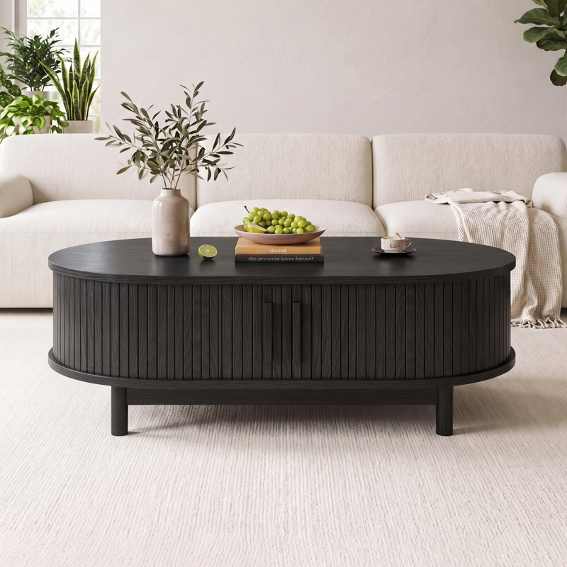 Table basse cannelée noire de 47,2 po de style Mid-Century avec rangement et poignées en laiton, Noir