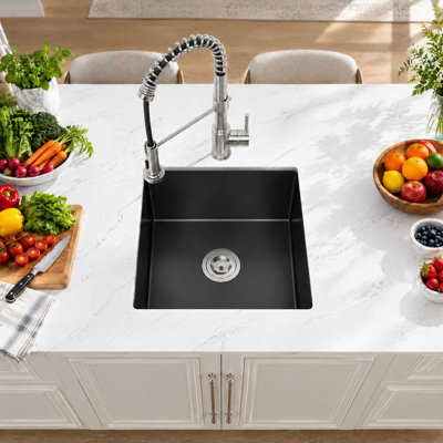 18" x 18" Undermount Single Bowl Stainless Steel Kitchen Sink with Drain, Drain Strainer
