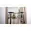 Barrière de sécurité pour animaux extra-large à fermeture automatique - Installation réglable sans perçage, conception arquée moderne pour les portes, les escaliers et l'utilisation intérieure / extérieure-115173378-115279642