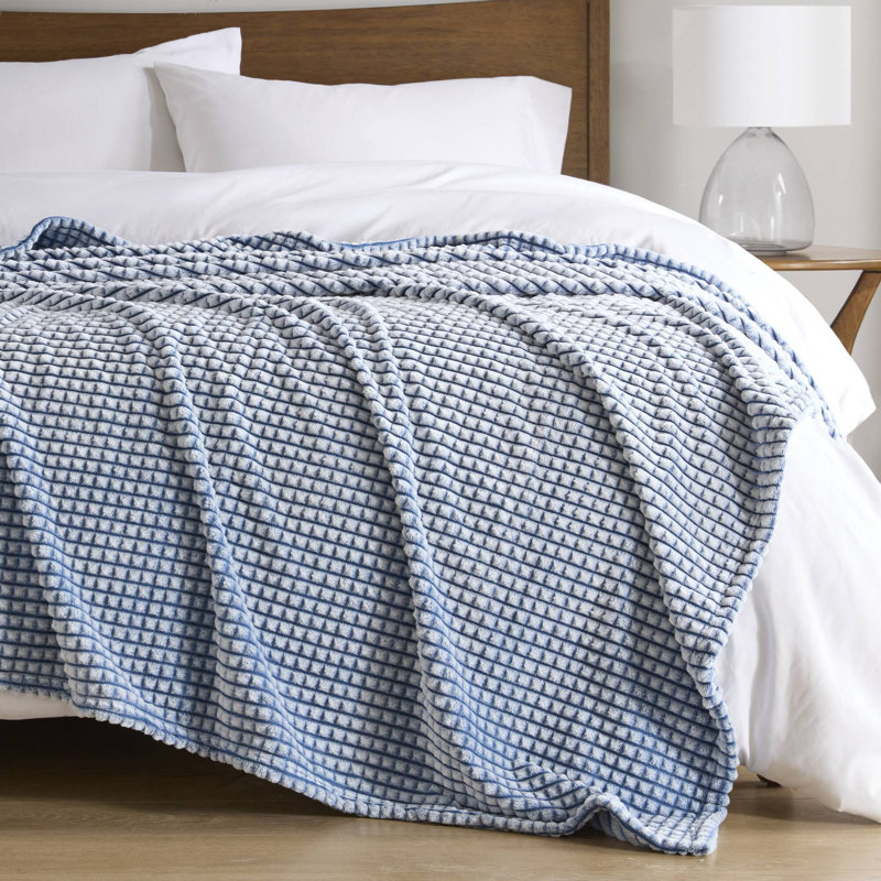Couverture luxueuse en polyester luxueux et confortable pour toutes les saisons, parfaite pour la décoration de chambre à coucher