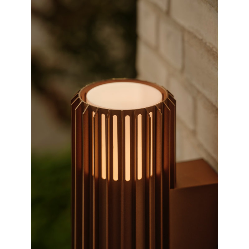 Outdoor Sconce