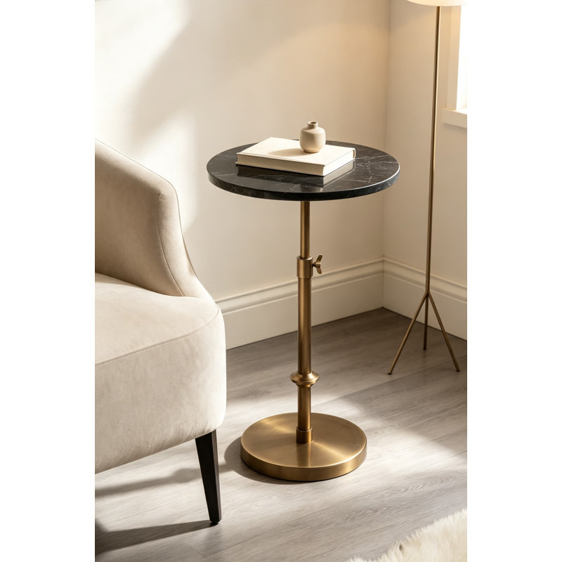Table d'appoint à hauteur réglable avec plateau en marbre Authentes et finition en laiton antique, table de bout ronde vintage pour support à plante, salon, chambre à coucher et entrée