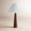 Lampe d'appoint en résine Erso