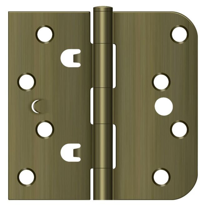 Deltana DE44058TT5 - Paire de coins carrés et ronds en laiton antique 4 po x 4 po x 5/8 po Deltana, Laiton antique