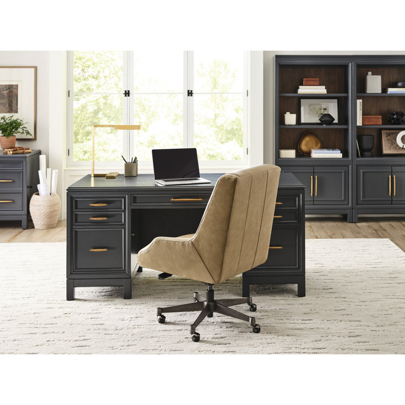 Fauteuil de direction en cuir beige Bennet