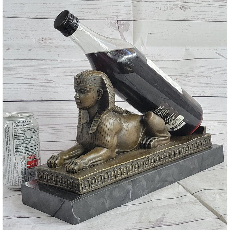 Sculpture en marbre signée Art égyptien Sphinx