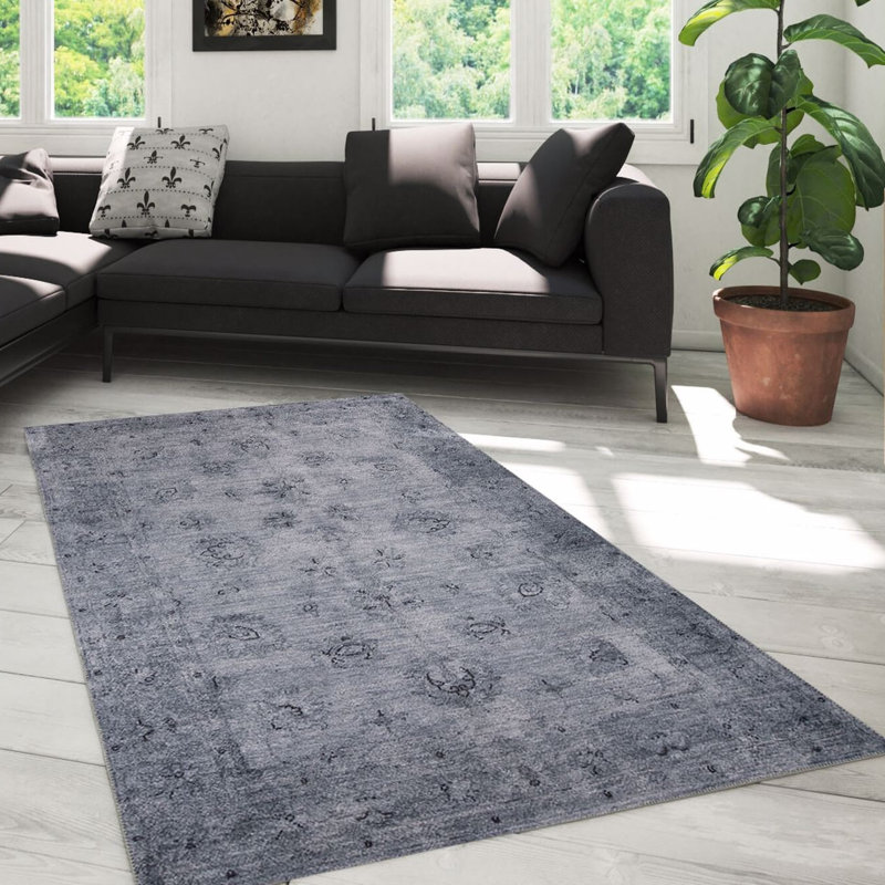 Tapis gris en polyester tissé à la machine Celerie Dorian, Tapis de couloir 2 pi 6 po x 7 pi 7 po