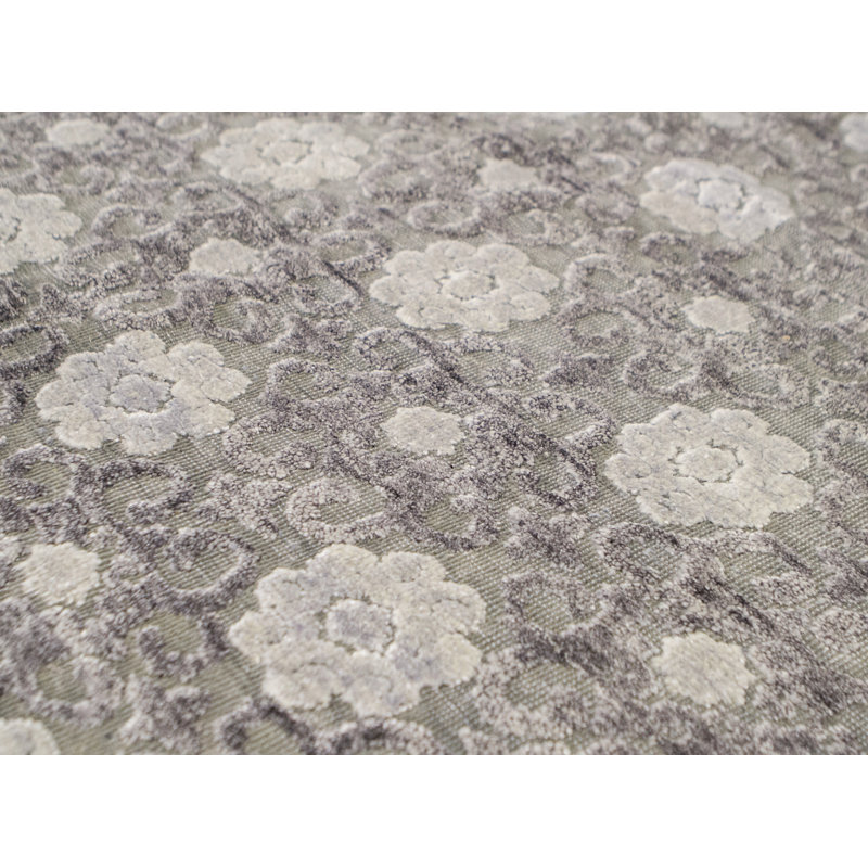 Hand-Knotted High-Quality Gray and Silver Area Rug