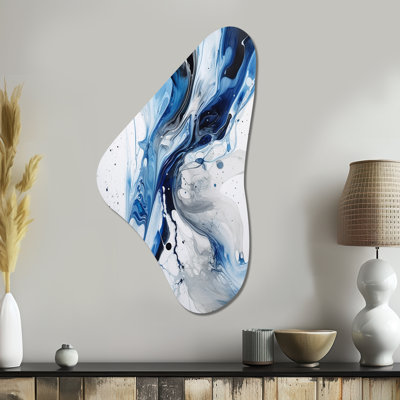 «Blue and Grey Ethereal Elixir I - Abstract Boomerang Shape», art mural asymétrique en métal